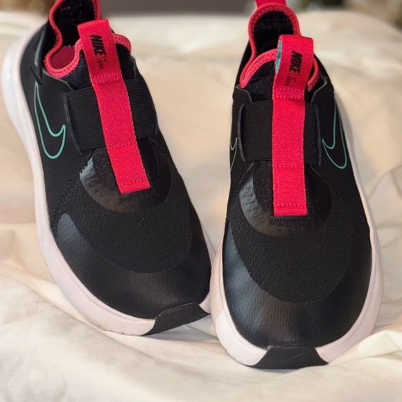 Kids Nike Flex Plus Shoes - Picture 7 of 8